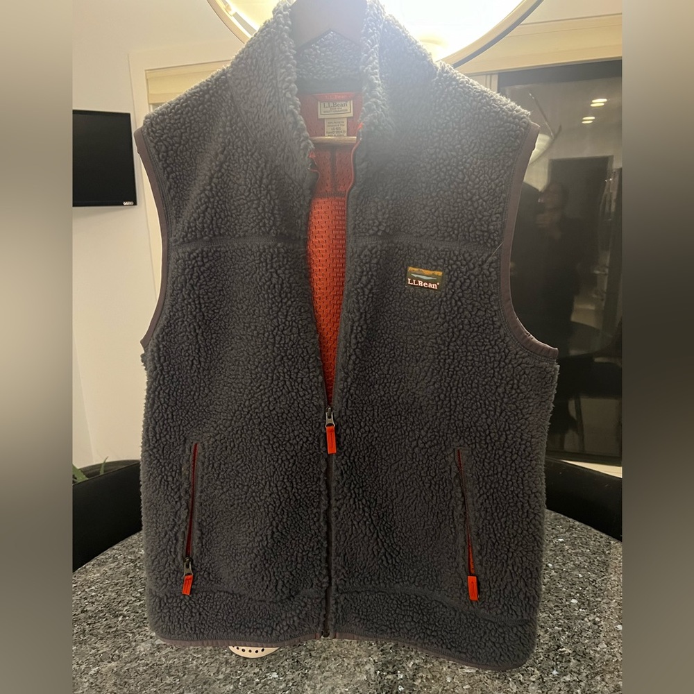 LL Bean Mens Mountain Pile Sherpa Fleece Zip Vest in Gray/orange size large